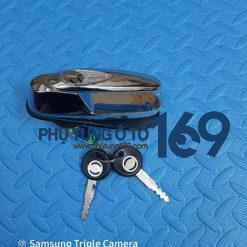 Tay mở nắp thùng sau Mazda Bt50