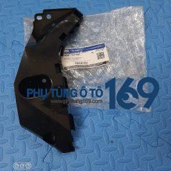 Phe cài cản trước phải Ford Ranger XLS