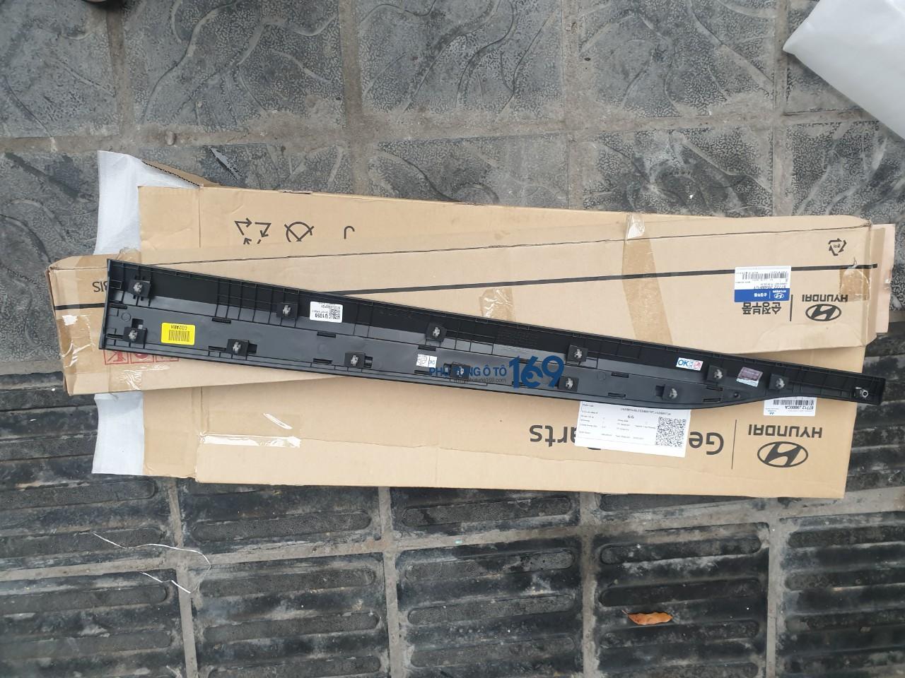 Ốp sườn cánh cửa Hyundai Kona Ốp sườn cánh cửa Hyundai Kona