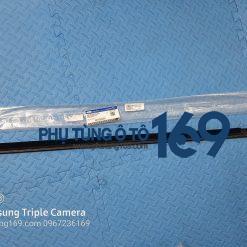 Nẹp chân kính cánh cửa ngoài phải Ford Ranger