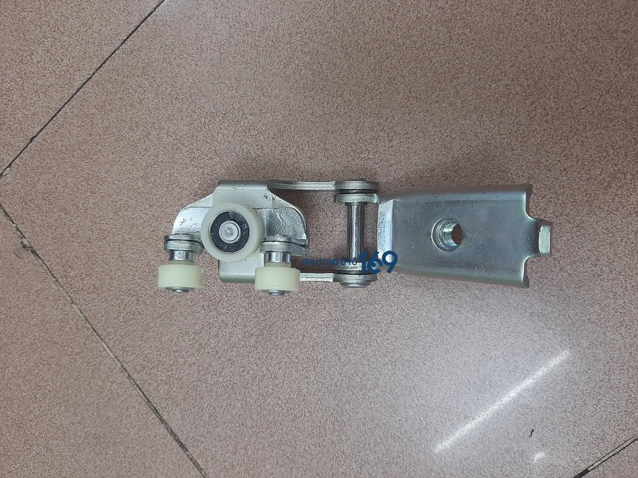 Bi cửa lùa Mescedes Sprinter 31 Bi cửa lùa Mescedes Sprinter 31