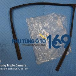 Gioăng kính cánh cửa trước trái Ford Ranger XLS