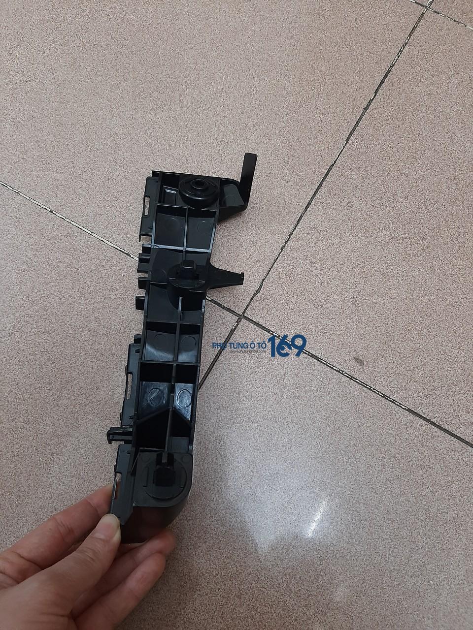 Phe cài cản trước Toyota Fortuner Phe cài cản trước Toyota Fortuner