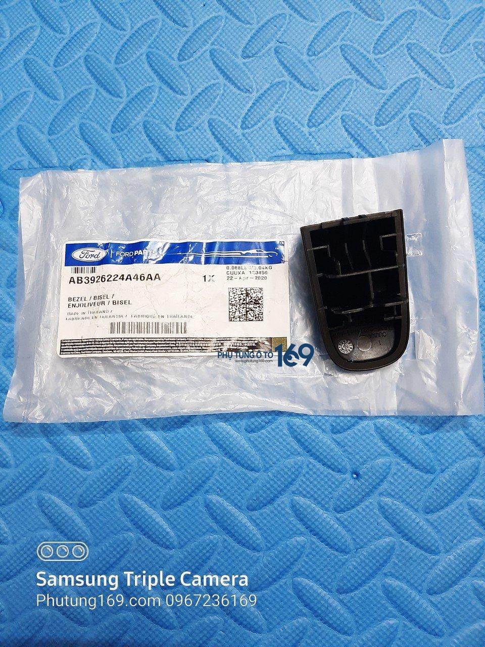 Núm tay mở cửa trước phải Ford Ranger Núm tay mở cửa trước phải Ford Ranger