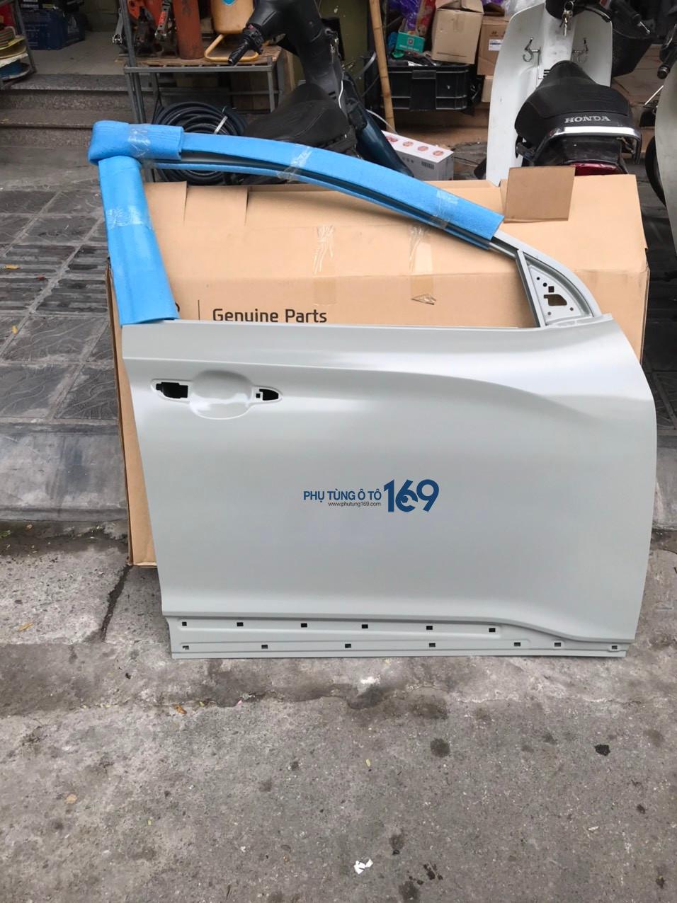 Cánh cửa sau trái Hyundai Kona Cánh cửa sau trái Hyundai Kona