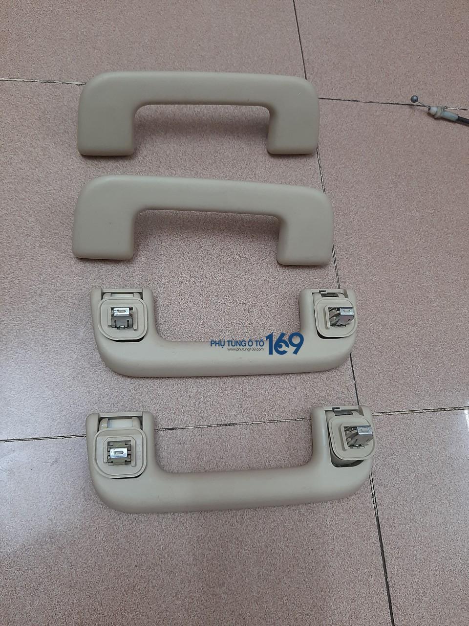 Tay vịn trần Toyota Innova Tay vịn trần Toyota Innova