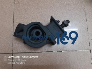 Chân máy trái Ford Ranger Chân máy trái Ford Ranger