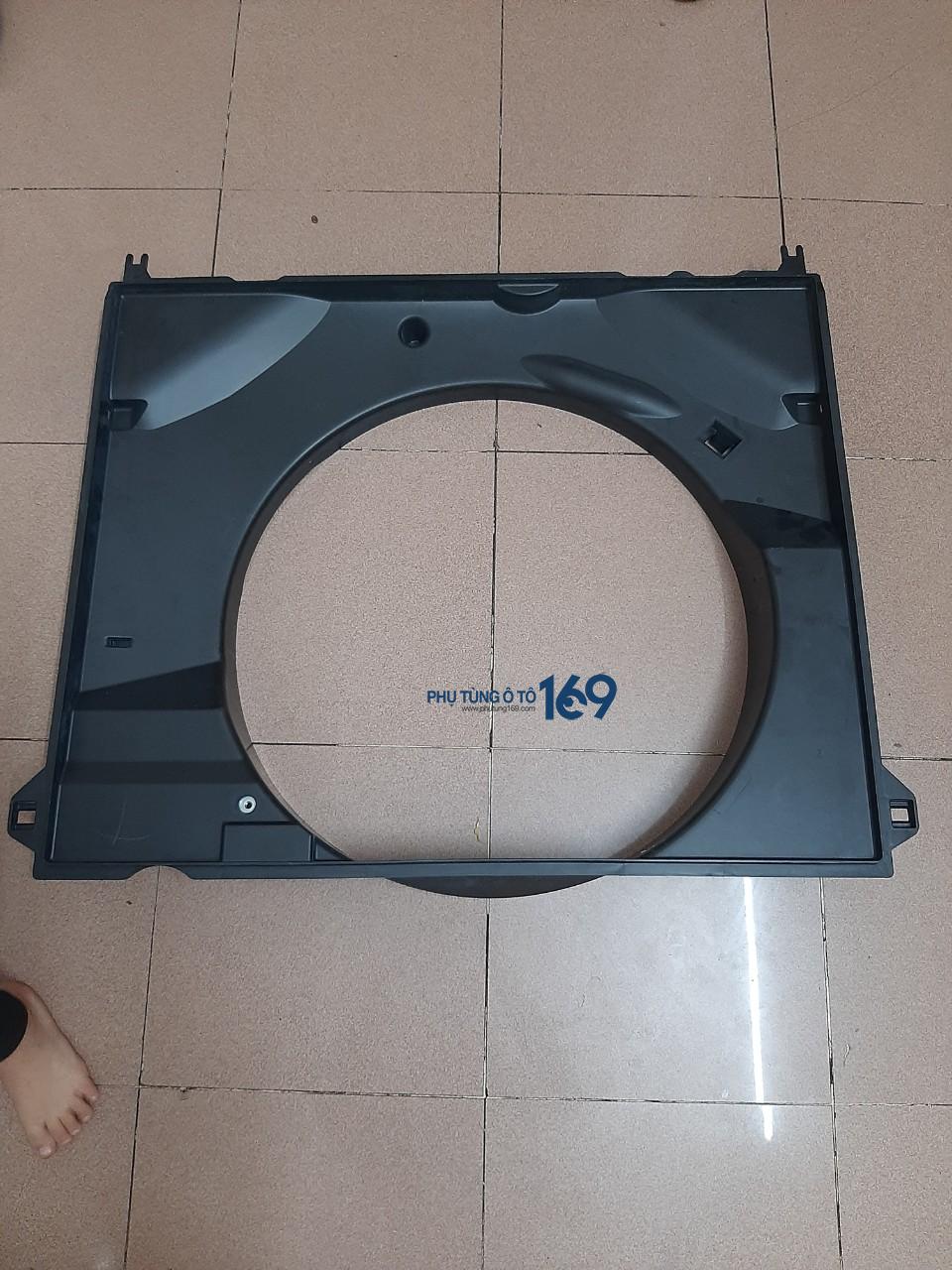 Lồng quạt két nước Toyota Fortuner Lồng quạt két nước Toyota Fortuner