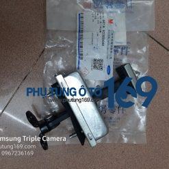 Hạn chế hành trình cánh cửa trước trái Ford Transit