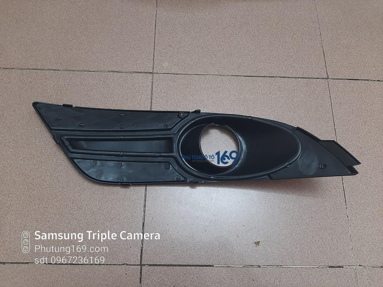 Ốp đèn gầm focus Ốp đèn gầm focus