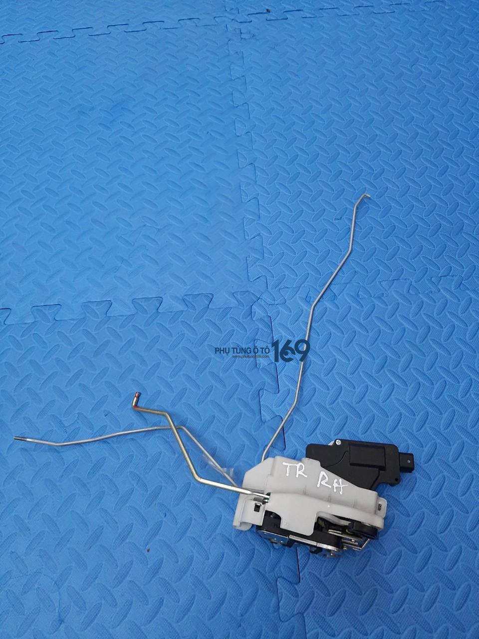 Ổ khóa ngậm trước phải Kia Morning Ổ khóa ngậm trước phải Kia Morning