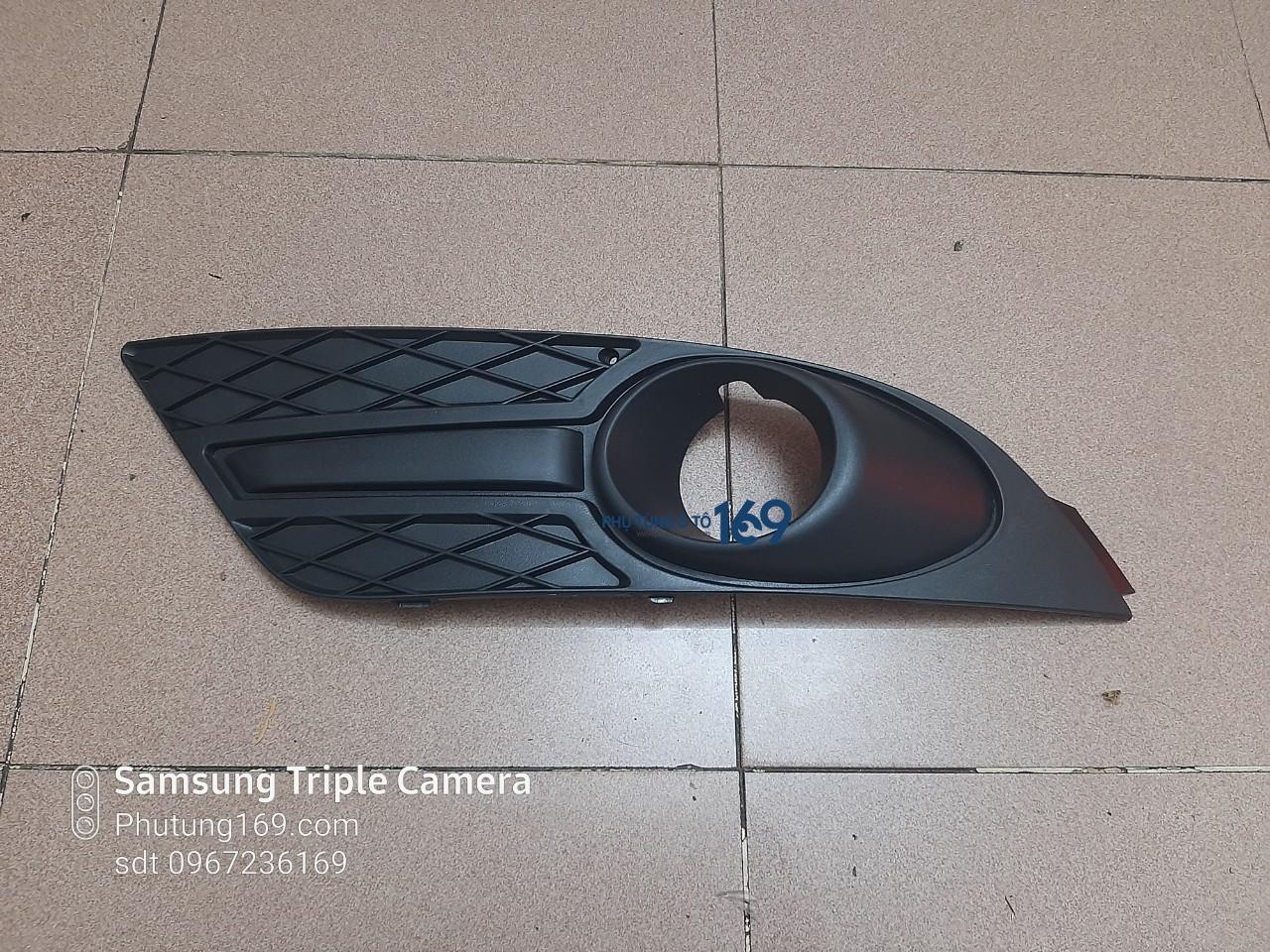 Ốp đèn gầm focus Ốp đèn gầm focus