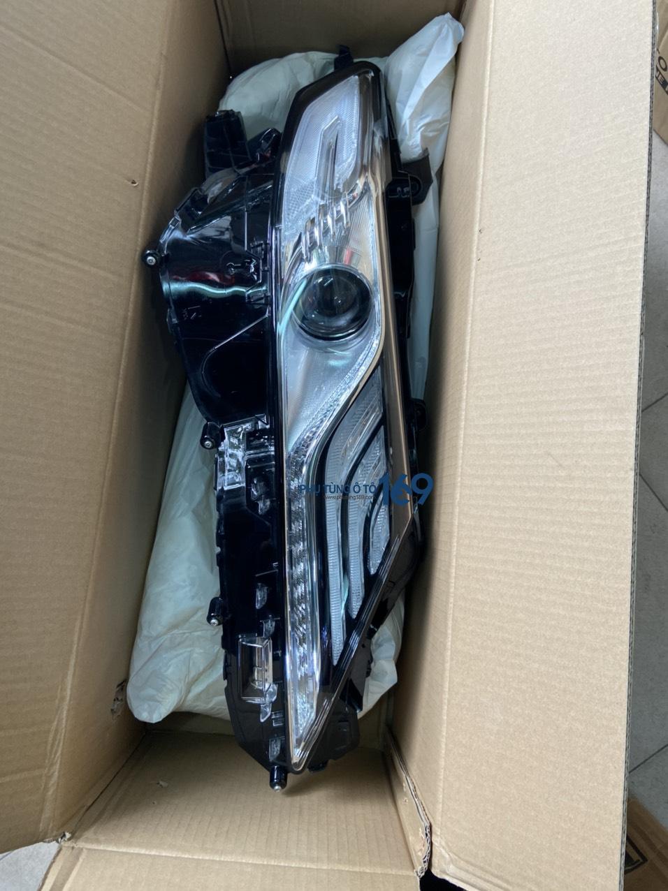 Đèn pha trái Toyota Camry 2021 Đèn pha trái Toyota Camry 2021