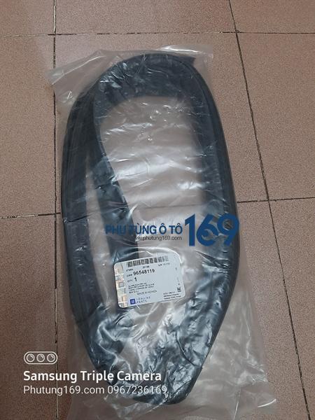 Gioăng trượt kính cánh cửa trước phải Daewoo Lacetti Gioăng trượt kính cánh cửa trước phải Daewoo Lacetti