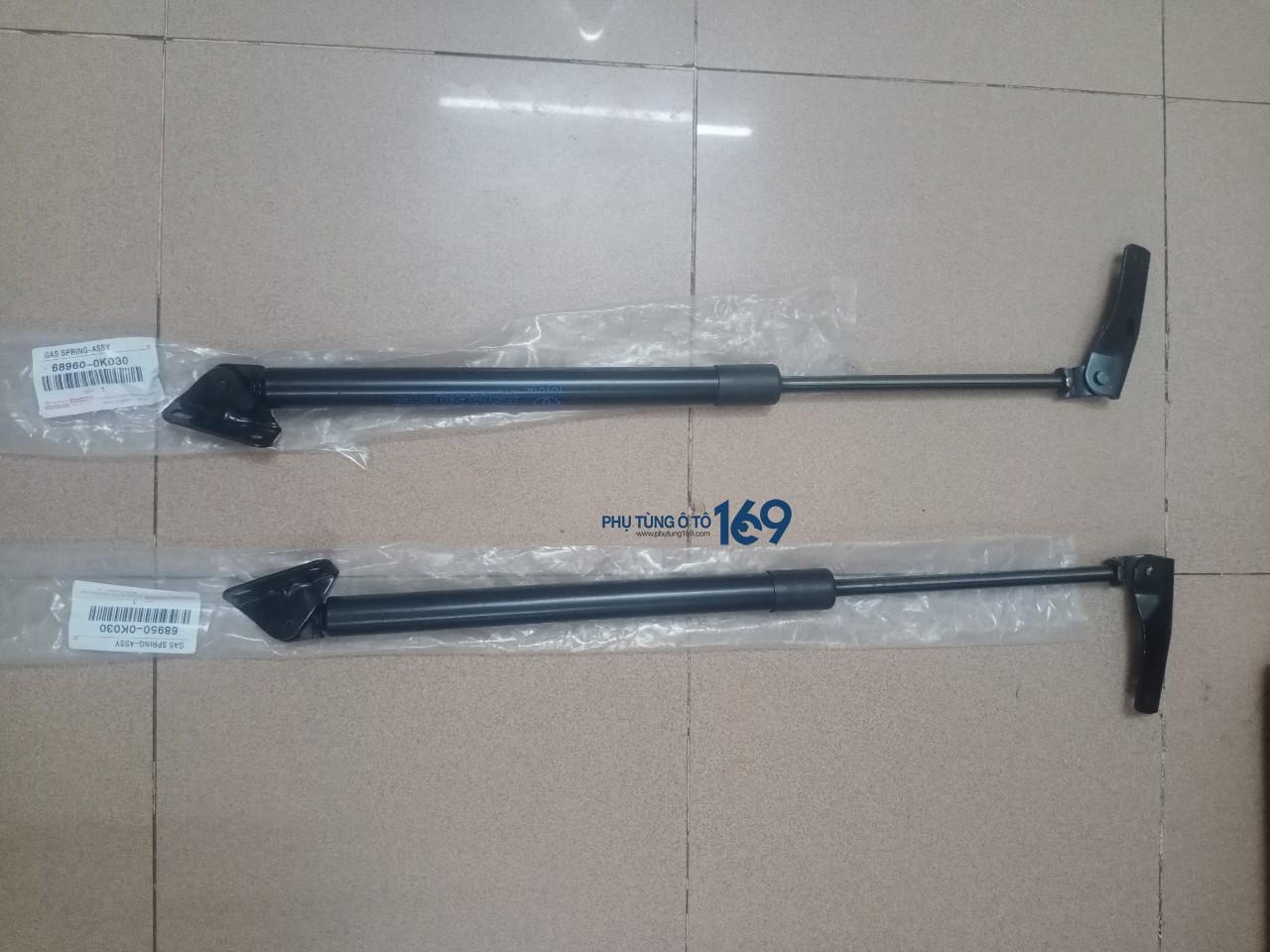 Ty chống cốp Toyota Fortuner Ty chống cốp Toyota Fortuner