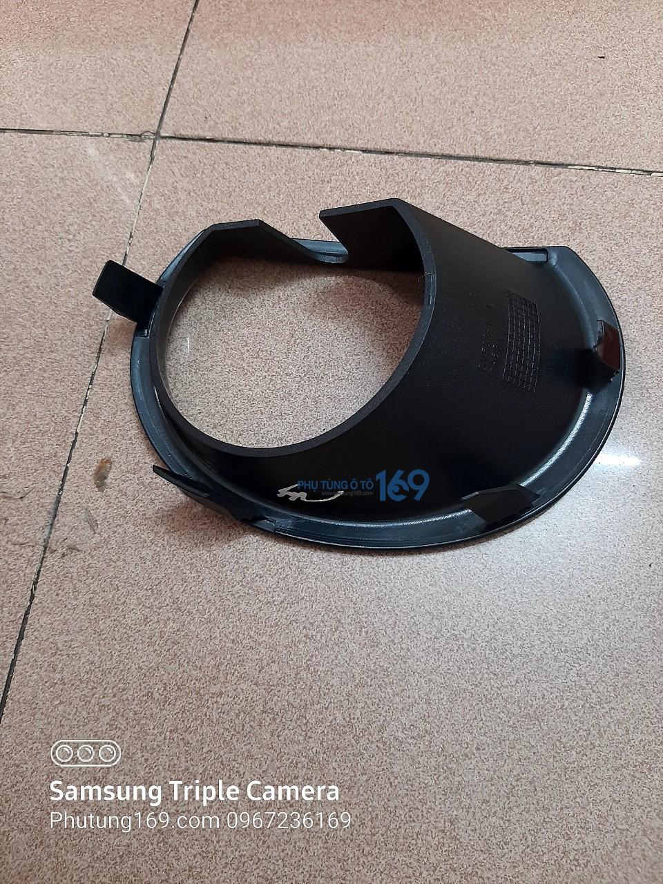 Ốp đèn gầm trái Chevrolet Colorado Ốp đèn gầm trái Chevrolet Colorado