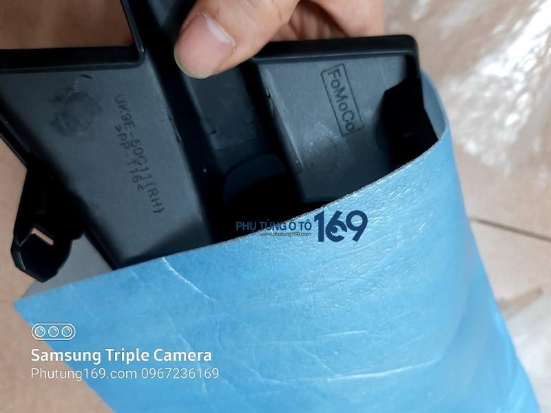 ỐP đèn gầm Ba đờ xốc trước Ford Everest ỐP đèn gầm Ba đờ xốc trước Ford Everest