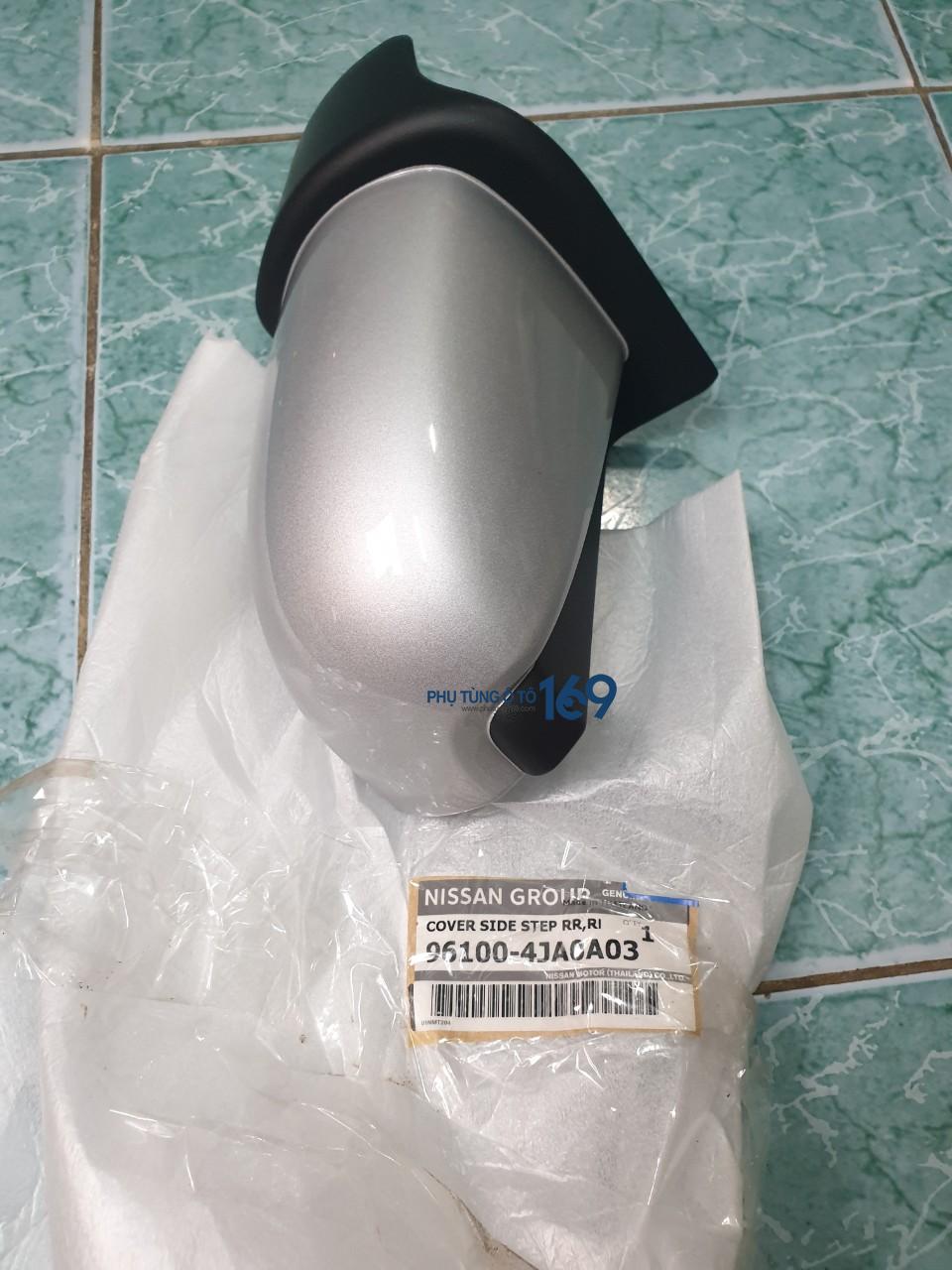 Ốp đầu bậc bước chân Nissan Navara Ốp đầu bậc bước chân Nissan Navara