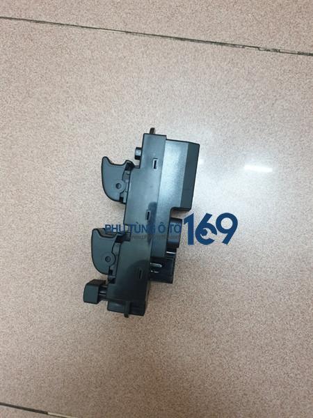 Công tắc lên kính tổng Nissan Navara Công tắc lên kính tổng Nissan Navara