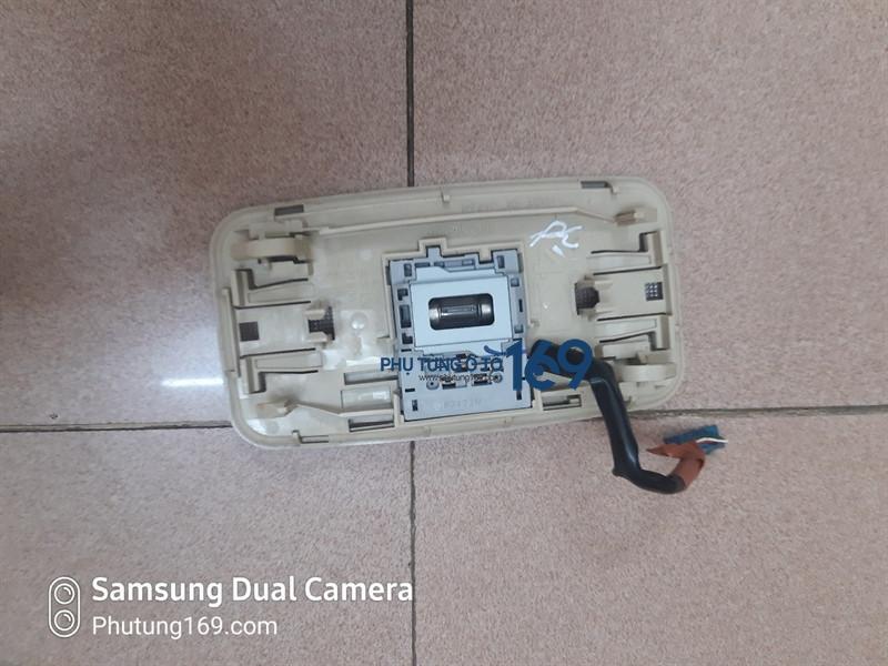 Đèn trần Toyota Altis Đèn trần Toyota Altis