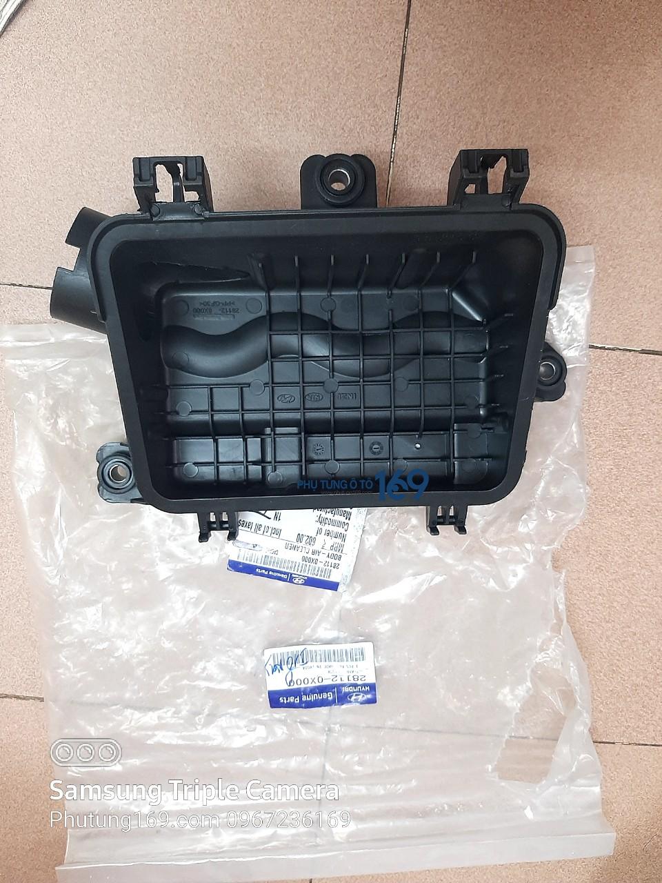 Hộp lọc gió miếng dưới Hyundai Grand i 10 Hộp lọc gió miếng dưới Hyundai Grand i 10