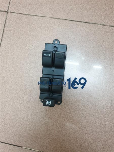 Công tắc lên kính tổng Nissan Navara Công tắc lên kính tổng Nissan Navara