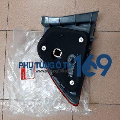 Đèn hậu miếng ngoài phải Honda Civic