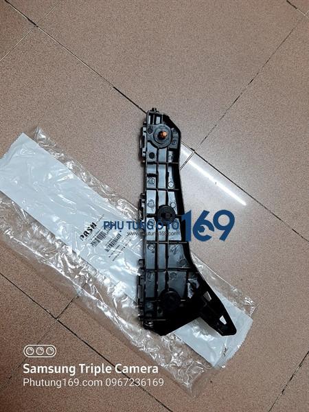 Phe cài cản trước Toyota Innova Phe cài cản trước Toyota Innova