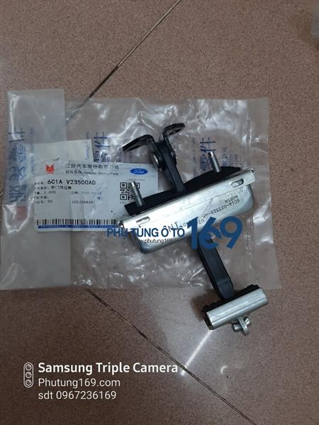 Hạn chế cánh cửa trước trái Transit Hạn chế cánh cửa trước trái Transit