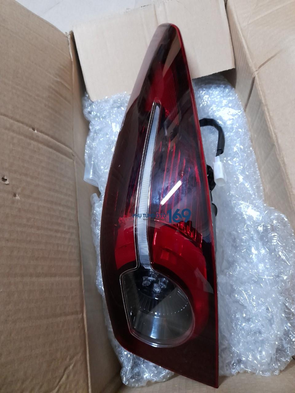 Đèn hậu miếng ngoài Mazda 3 Đèn hậu miếng ngoài Mazda 3