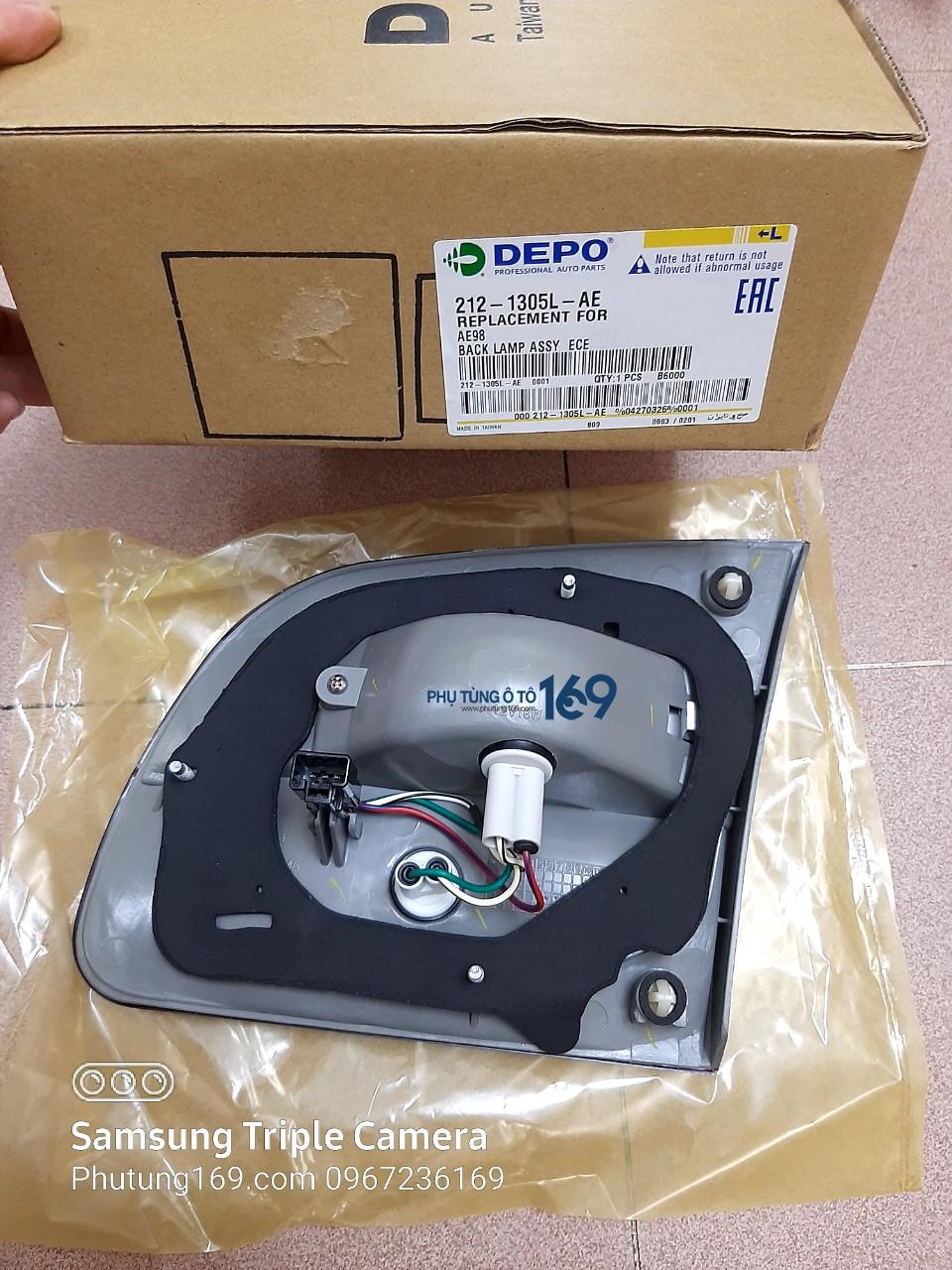 Đèn hậu miếng ngoài Toyota Corolla Đèn hậu miếng ngoài Toyota Corolla