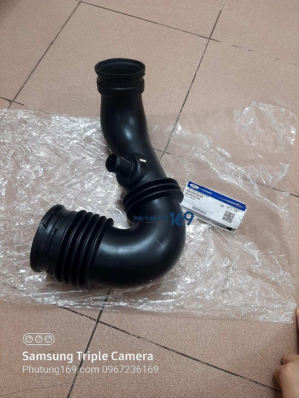 Ống nối bầu gió động cơ Ford Ranger Ống nối bầu gió động cơ Ford Ranger