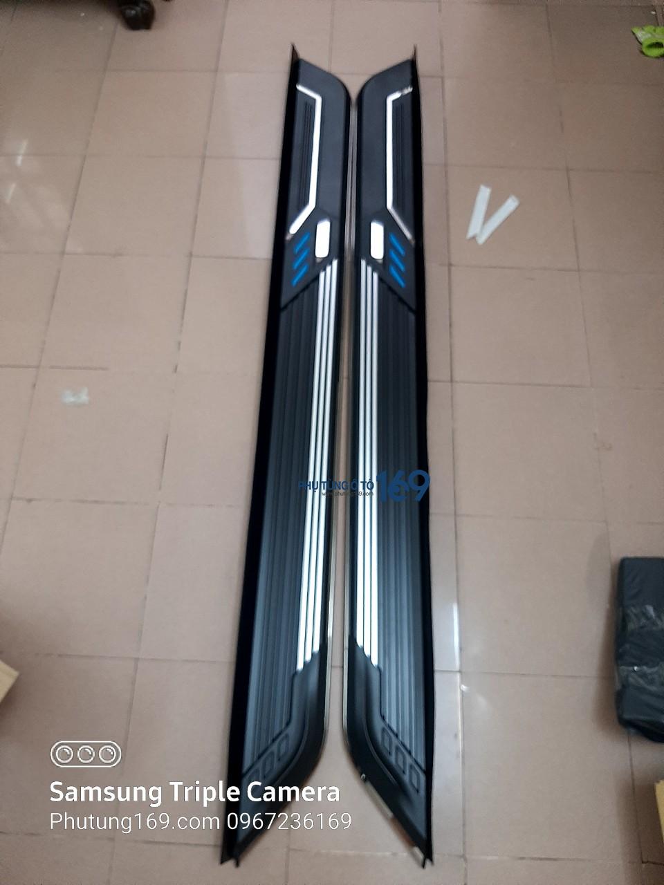 Bậc lên xuống Hyundai Tucson Bậc lên xuống Hyundai Tucson