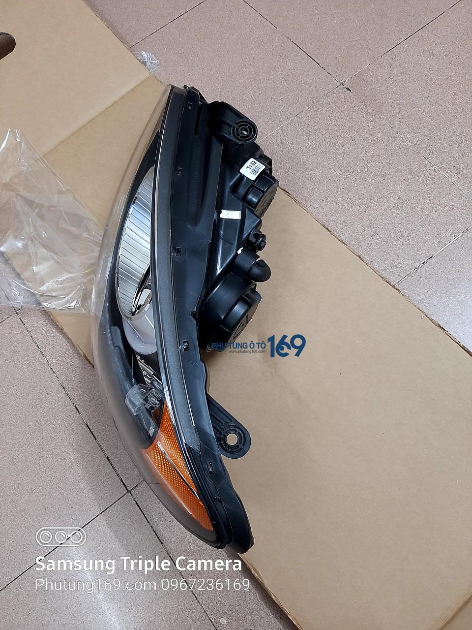 Đèn pha phải Hyundai Avante Đèn pha phải Hyundai Avante