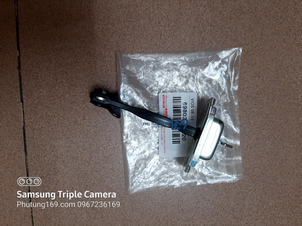 Hạn chế cánh cửa Toyota Vios Hạn chế cánh cửa Toyota Vios