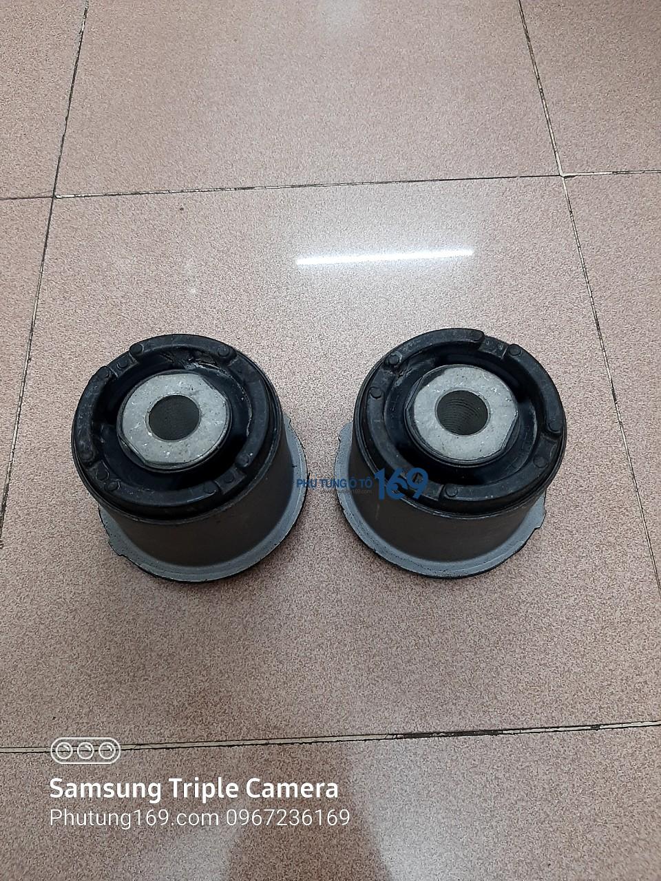 Cao su cầu sau dưới trái Hyundai Santafe Cao su cầu sau dưới trái Hyundai Santafe