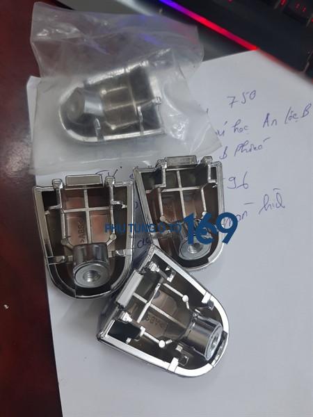 Núm tay mở ngoài Toyota Fortuner Núm tay mở ngoài Toyota Fortuner