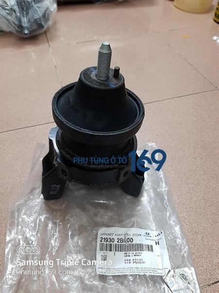 Chân máy sau Hyundai Santafe Chân máy sau Hyundai Santafe