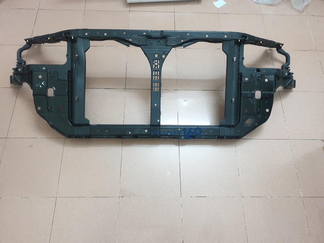 Khung xương đầu xe Hyundai Sonata Khung xương đầu xe Hyundai Sonata