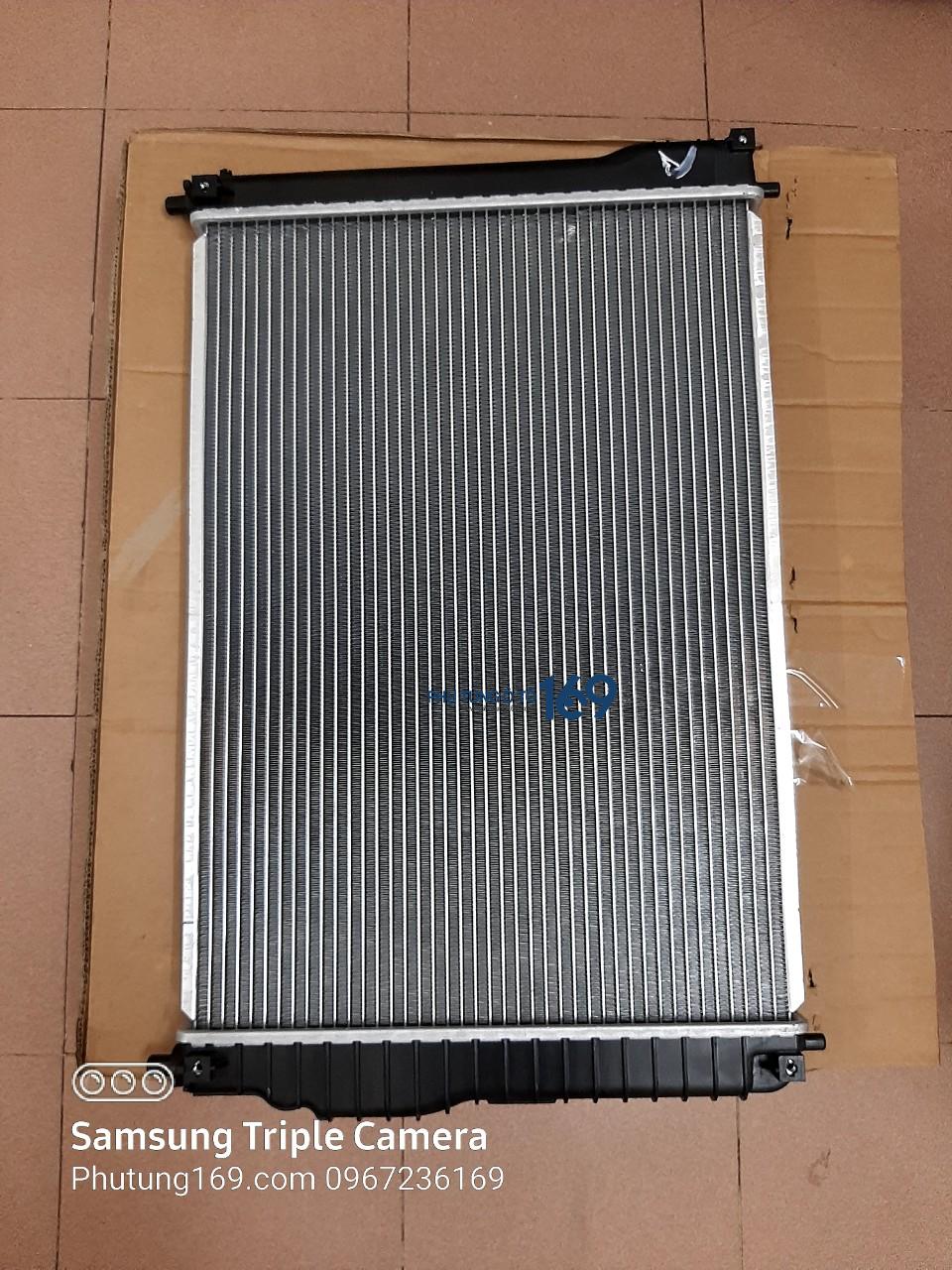 Két nước Chevrolet Aveo Két nước Chevrolet Aveo