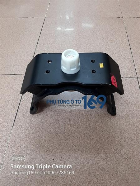 Chân máy hộp số Toyota Fortuner Chân máy hộp số Toyota Fortuner