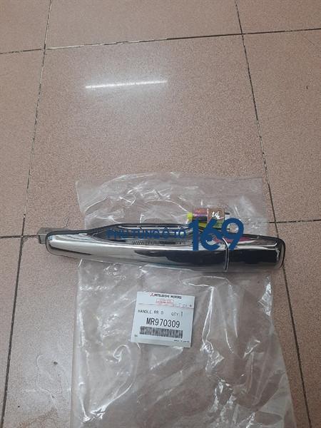 Tay mở cửa ngoài sau phải Mitsubishi Lancer Tay mở cửa ngoài sau phải Mitsubishi Lancer