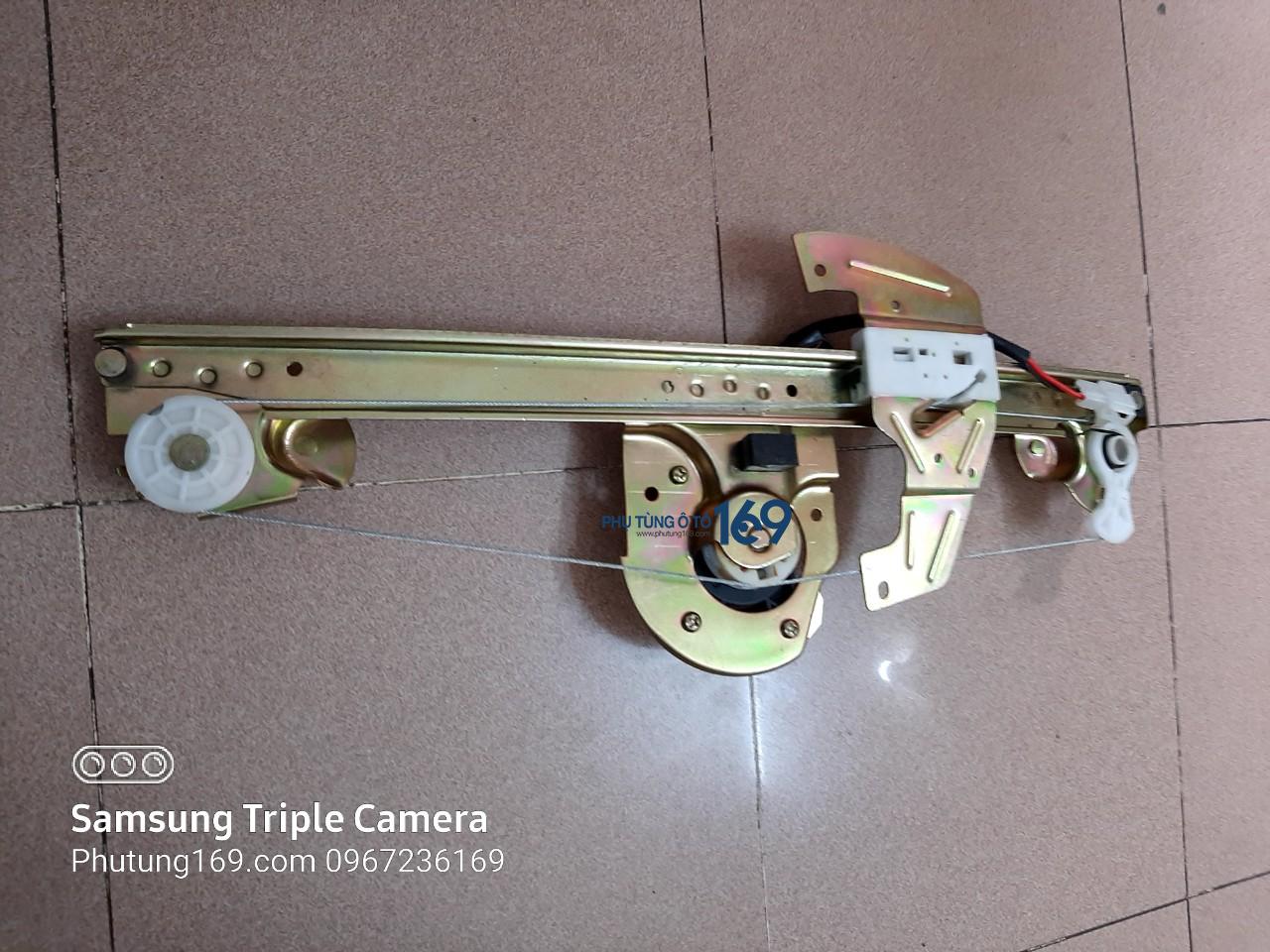 Compa lên xuống kính liền mô tơ trước phải Vinaxuki Compa lên xuống kính liền mô tơ trước phải Vinaxuki