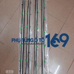 Nẹp chân kính trước phụ Honda Crv