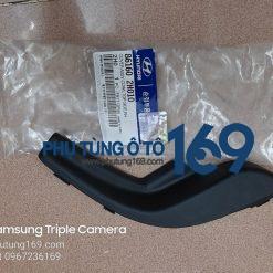 Ốp chân kính chắn gió Elantra