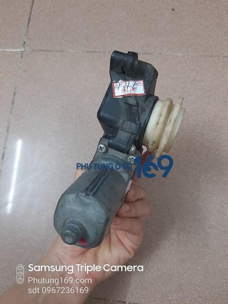 Mô tơ lên kính trước trái Toyota Vios Mô tơ lên kính trước trái Toyota Vios