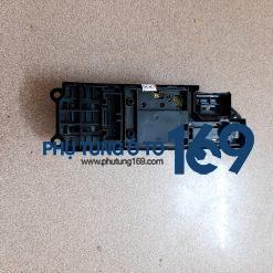 Công tắc nâng hạ kính tổng Mitsubishi Atrager