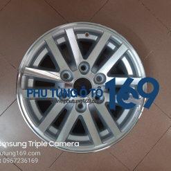 La zăng Ford Everest