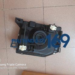 Đèn pha Mitsubishi Pajero V33