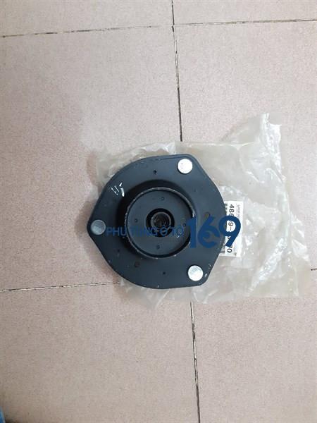 Bát bèo giảm xóc trước Toyota Camry 2.4